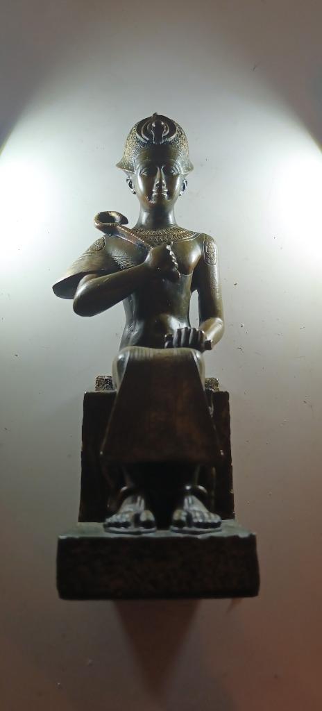 beeld van farao Ramses II, Ophalen of Verzenden, Zo goed als nieuw