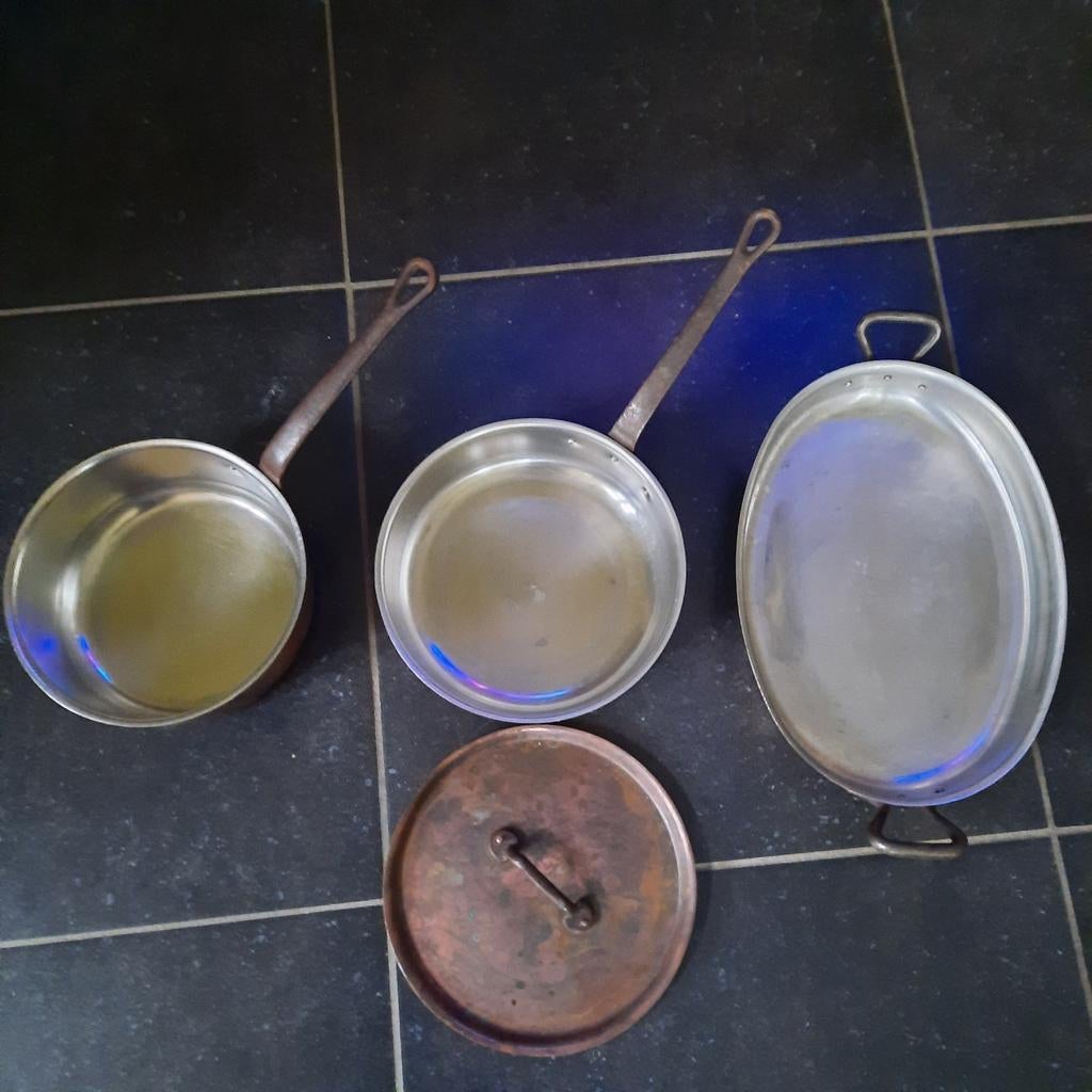 Koperen pannen ( lage pan , hogere pan en vispan ) ., Huis en Inrichting, Overige materialen, Gebruikt, Keramische plaat, Pannenset