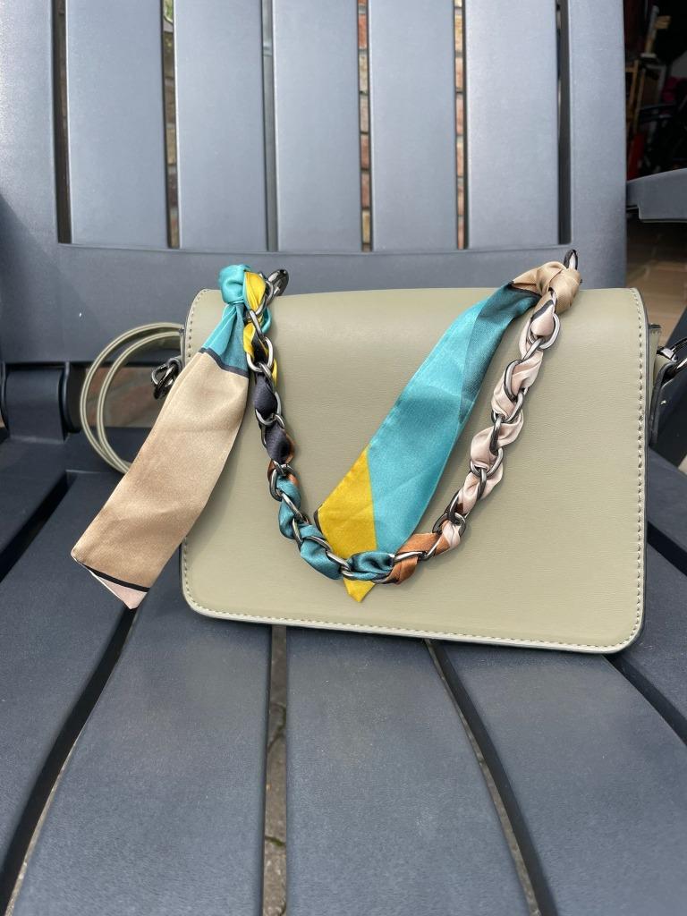 Sac à main couleur olive, Bijoux, Sacs & Beauté, Enlèvement ou Envoi, Neuf, Vert, Sac à main