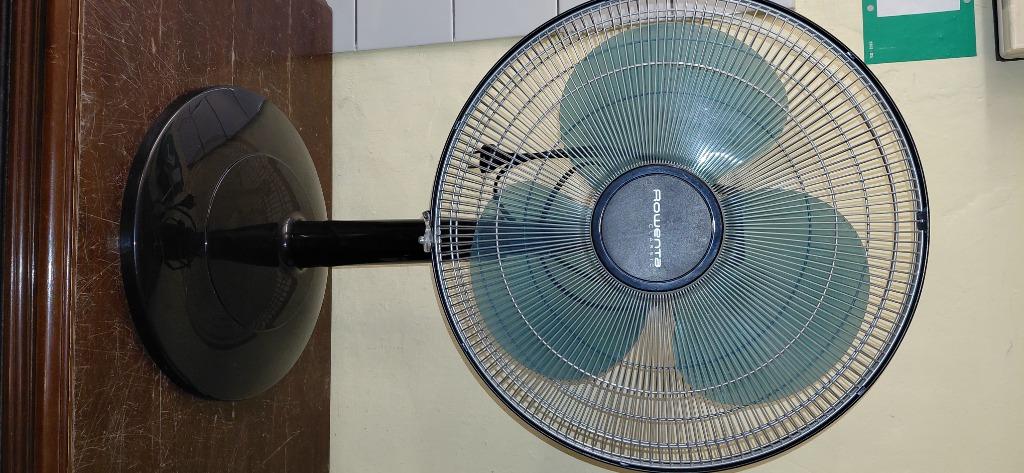 ronde ventilator, Elektronische apparatuur, Ventilatoren, Ophalen, Zo goed als nieuw, Statiefventilator