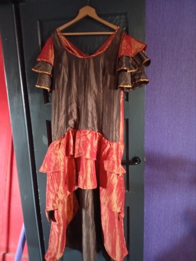 Robe deguisement flamenco, Comme neuf
