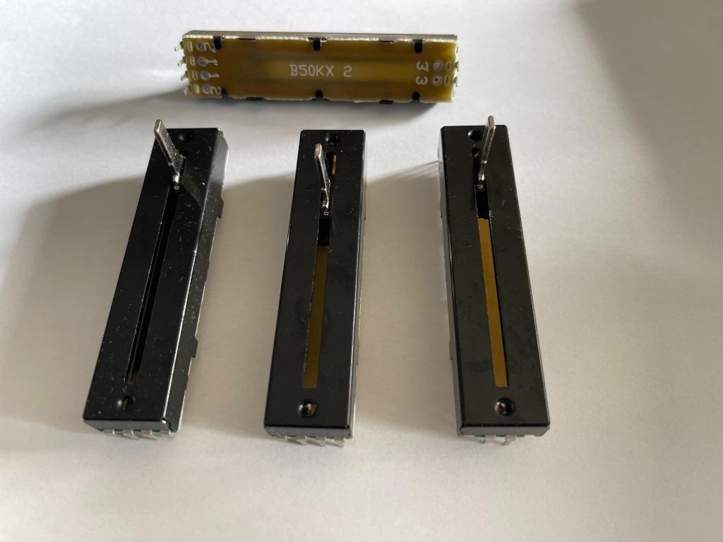 4x Channel fader for Denon x1800, x1850, Enlèvement ou Envoi, Neuf, DJ-Set, Denon