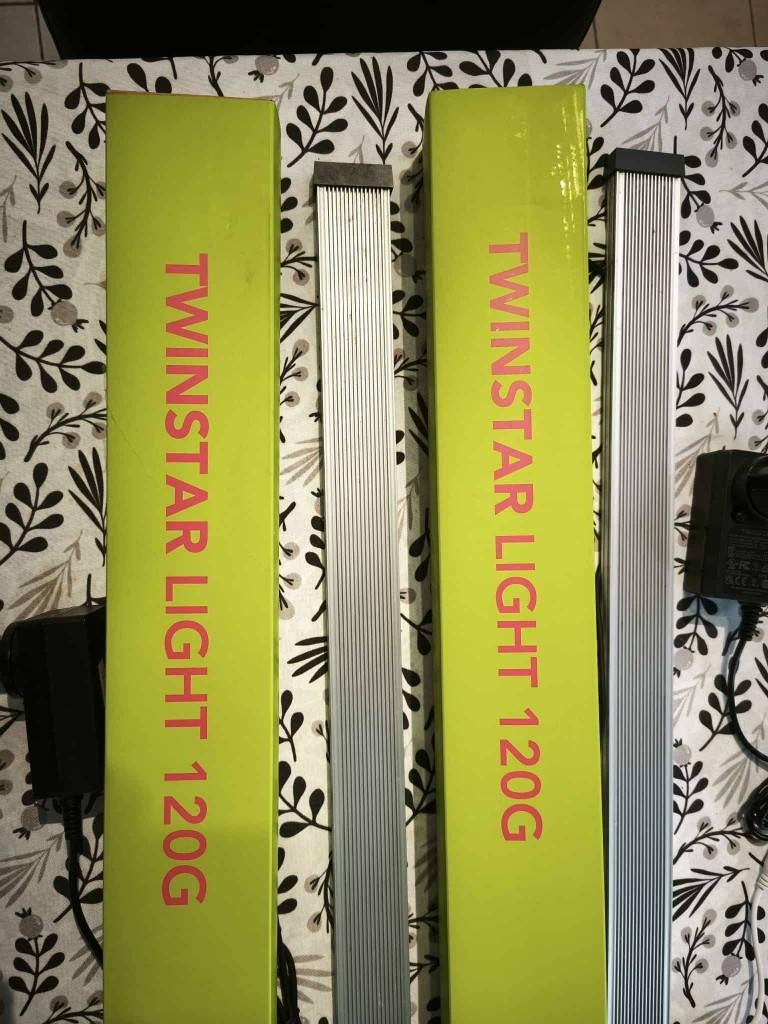 Twinstar aqarium verlichting, Dieren en Toebehoren, Vissen | Aquaria en Toebehoren, Ophalen, Zo goed als nieuw, Verlichting of Verwarming