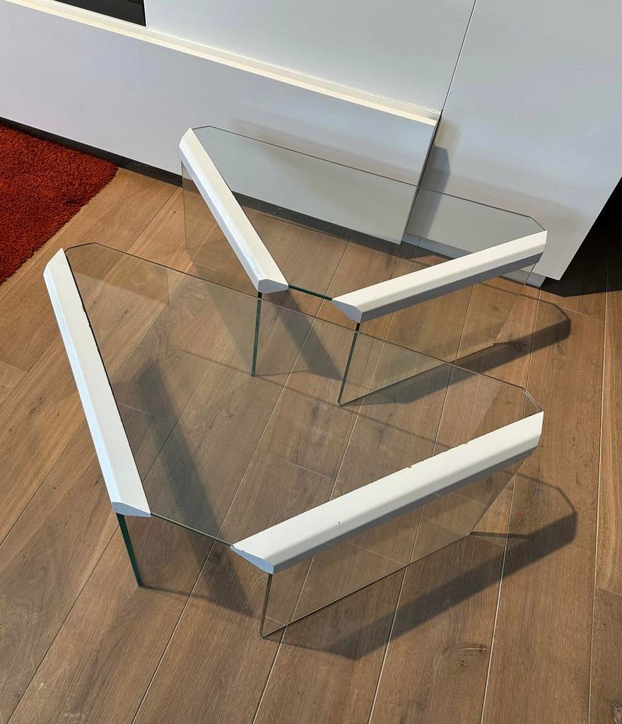 Gallotti & Radice: 2 driehoekige tafeltjes, Italiaans design, Enlèvement, Utilisé