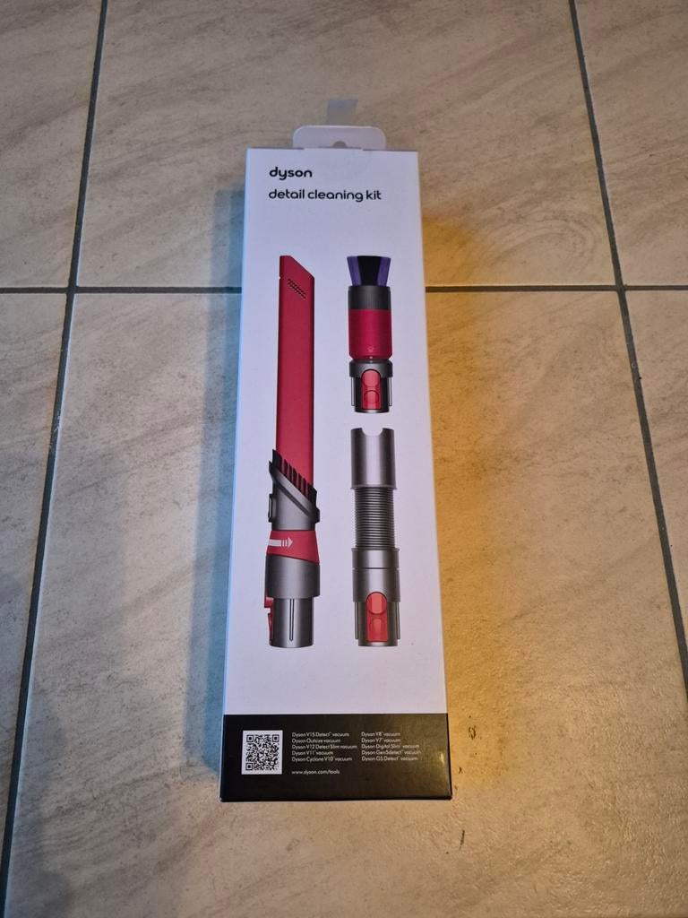 Dyson reinigingsset, Ophalen