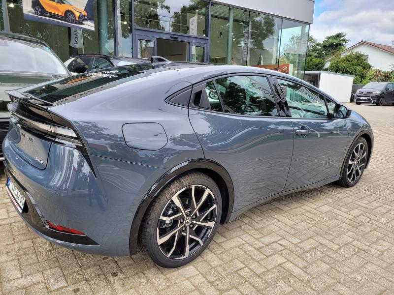 Toyota Prius Plug In Premium DEMO Wagen - niet ingeschreven, Auto's, Toyota, Automaat, 1998 cc, Zwart, Prius