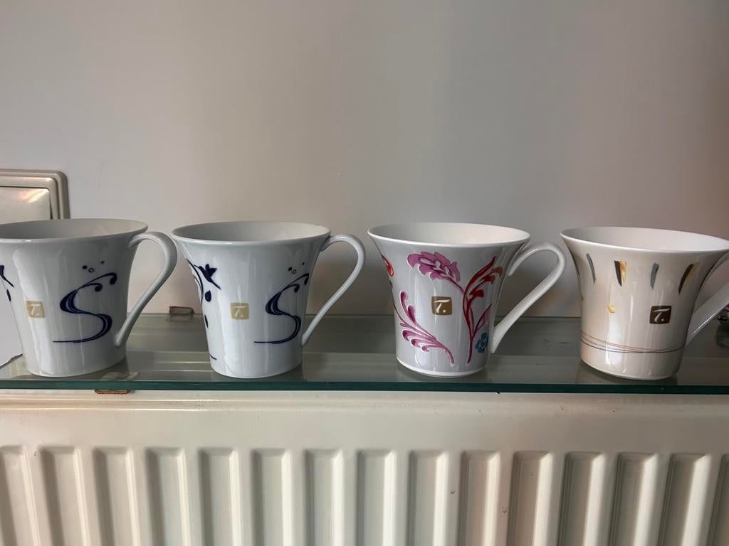 4 koffie- of theetassen/kopjes voor thee of koffie 6€ NIEUW, Ophalen, Nieuw, Kop(pen) en/of Schotel(s)