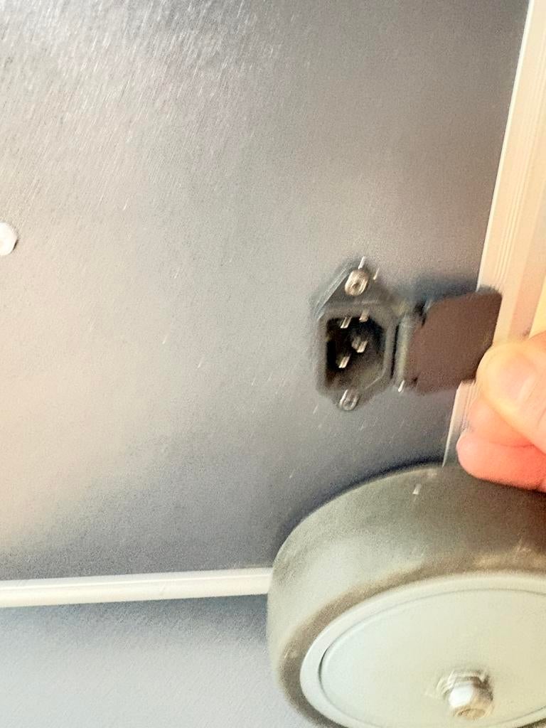 Ambulante pedicurekoffer met stopcontact, Ophalen of Verzenden, Gebruikt