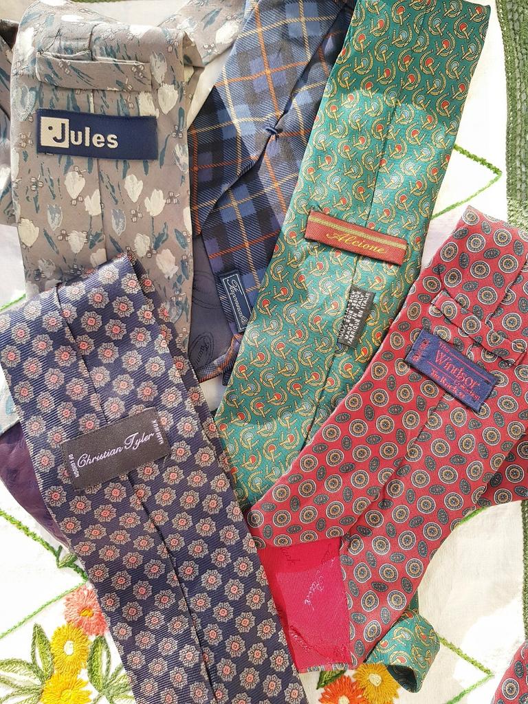 Set van 5 vintage stropdassen van 100% zijde, Kleding | Heren, Stropdassen, Ophalen of Verzenden, Zo goed als nieuw, Vintage, Met patroon
