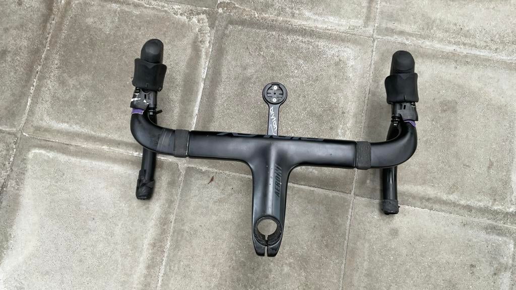 AeroN1 stuur met di2 shifters, Fietsen en Brommers, Ophalen, Zo goed als nieuw