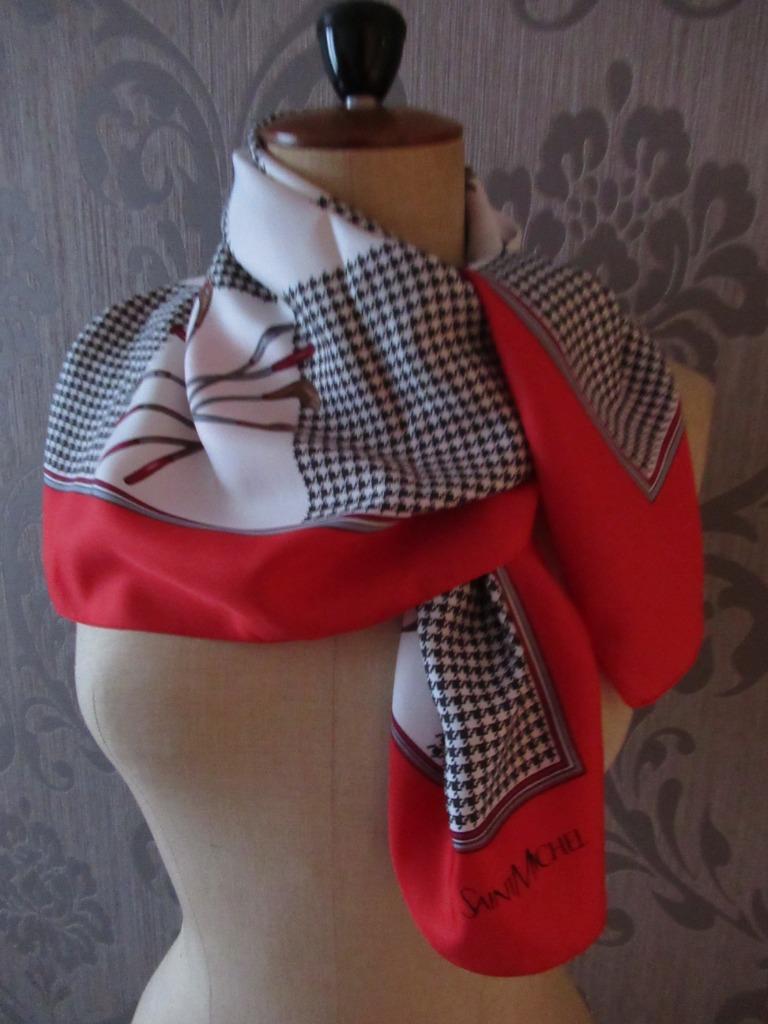 foulard-sjaal-halsdoek-SAINT MICHEL-VINTAGE, Ophalen of Verzenden