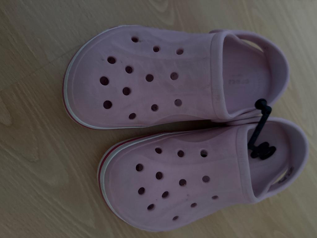 Crocs fille, Crocs, Enlèvement ou Envoi, Utilisé, Autres types