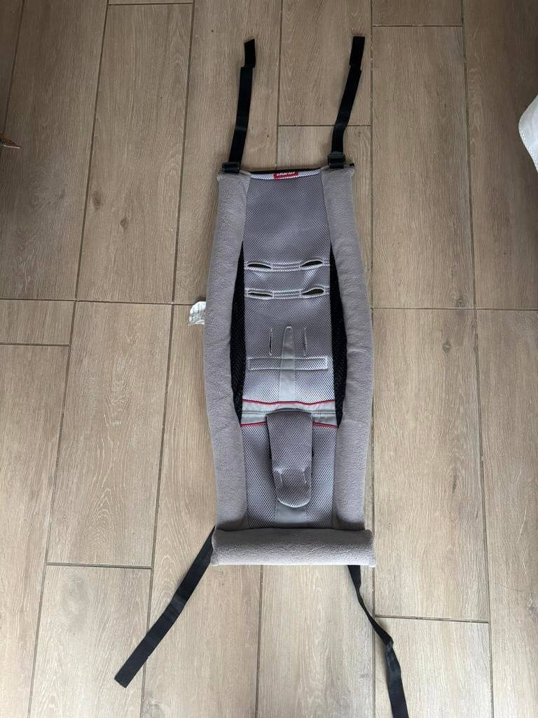 Thule infant sling, Vélos & Vélomoteurs, Accessoires vélo | Remorques, Enlèvement, Comme neuf