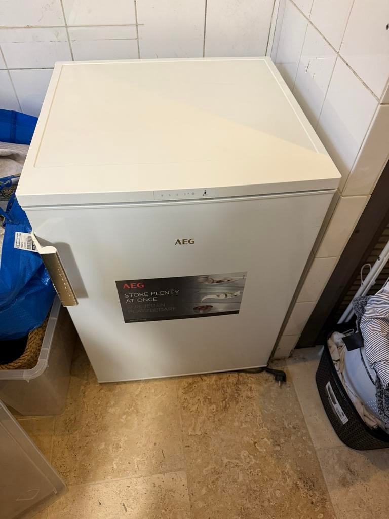 Réfrigérateur AEG – Très bon état – Propre et fonctionnel, Electroménager, Enlèvement, Comme neuf
