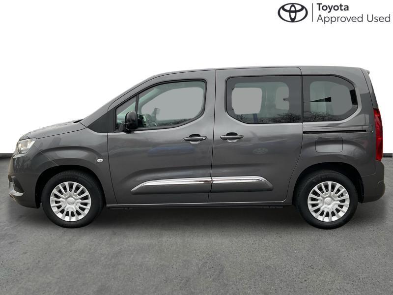 Toyota ProAce City VERSO Shuttle SWB 1.2 81kW MT, Autos, Toyota, Argent ou Gris, Achat, Boîte manuelle, https://public.car-pass.be/vhr/ebcb7aa3-898b-4a3d-81f3-1580bc19a2ba