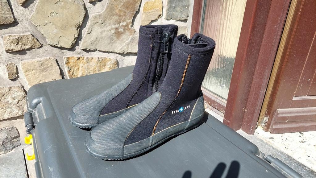 AQUALUNG DUIKSCHOENEN MAAT 40, Watersport en Boten, Ophalen of Verzenden, Zo goed als nieuw