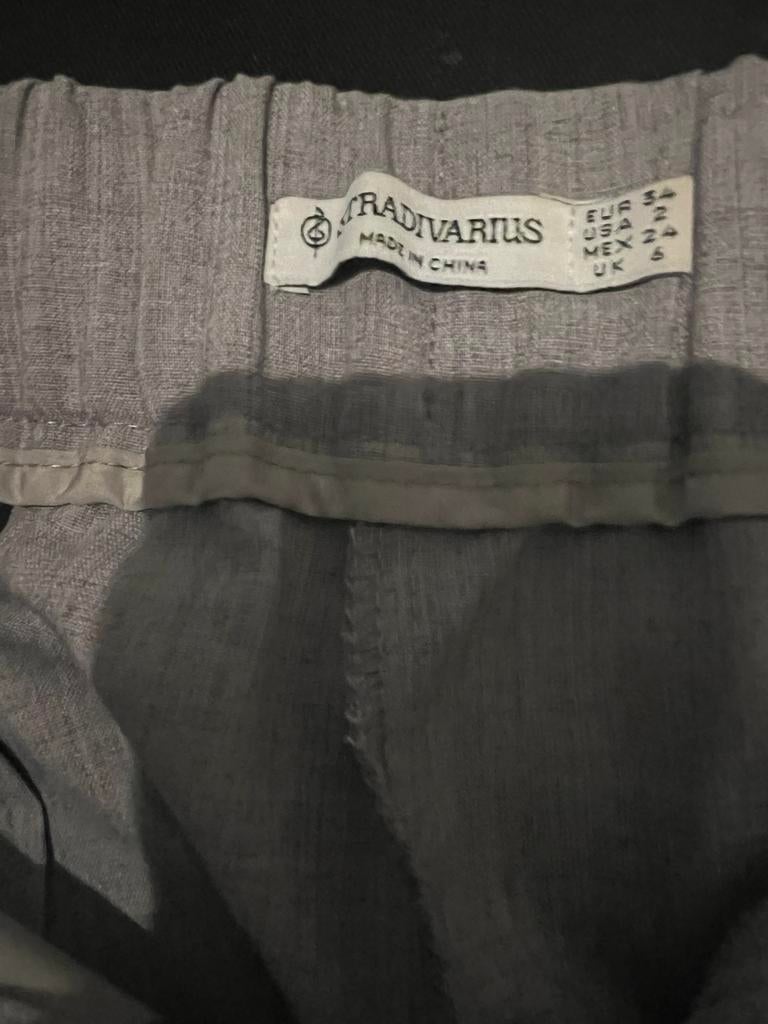 Stradivarius damesbroek, Zo goed als nieuw, Maat 46 (S) of kleiner, Grijs, Stradivarius