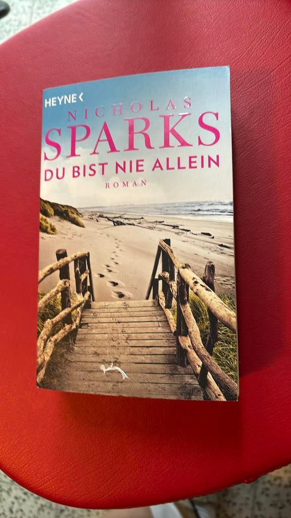 Du bist nie allein nicholas sparks, Boeken, Ophalen of Verzenden, Zo goed als nieuw, Nicholas Sparks