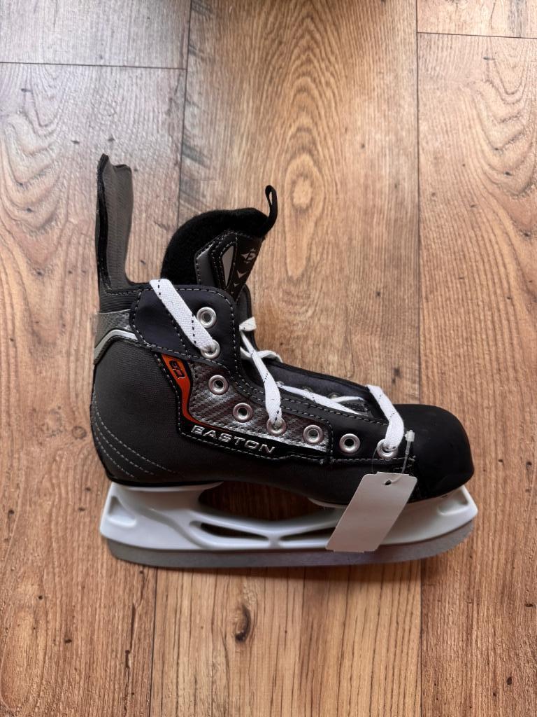 Schaatsen Easton maat 35,5 (nieuw in originele verpakking), Nieuw, IJshockeyschaatsen, Ophalen, Overige merken