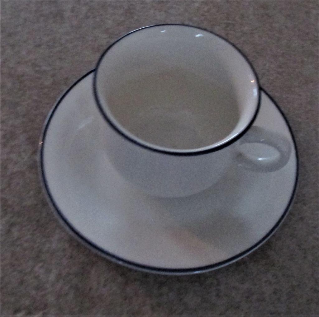 Koffietasje  en ondertasje HJ Design, Antiek en Kunst, Ophalen of Verzenden