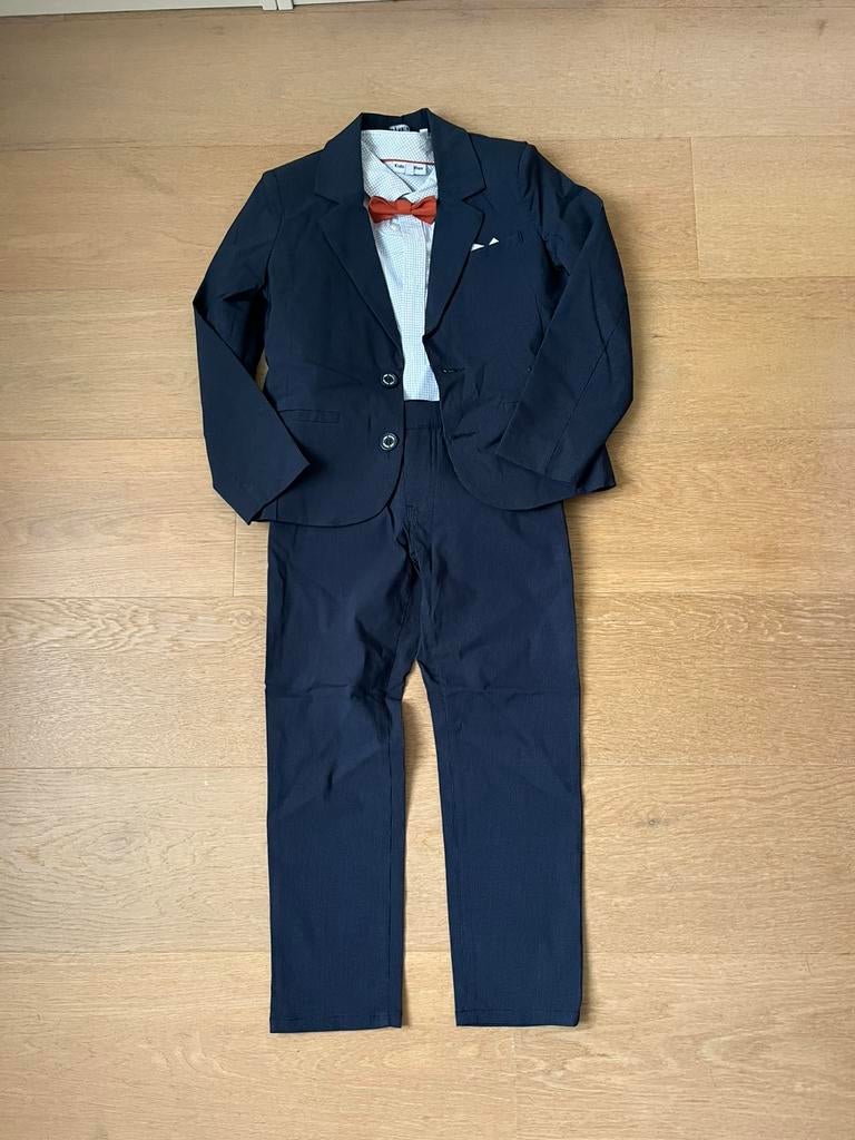 Communiekedij jongen donkerblauw maat 122, Enlèvement, Comme neuf, Bleu