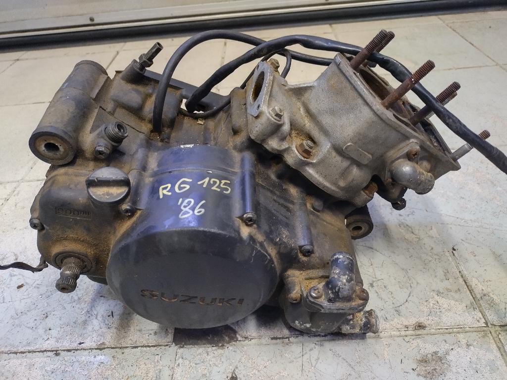 suzuki rg 125 van '86 motorblok, Enlèvement ou Envoi, Utilisé