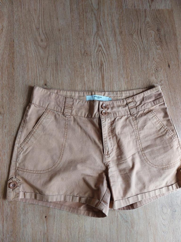 short VERO MODA marron en taille M, Taille 38/40 (M), Enlèvement ou Envoi, Vero Moda, Brun