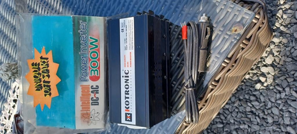 Power inverter 300w 12 volt, Ophalen of Verzenden