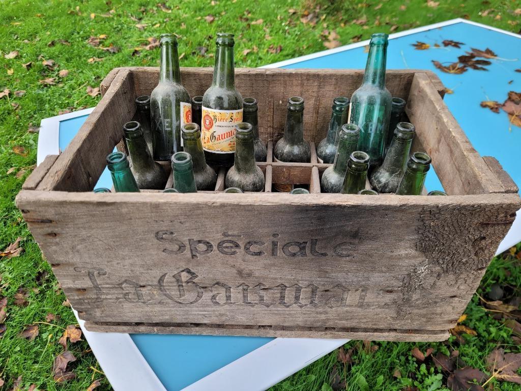 Ancien casier en bois 24bts bière LA GAUMAISE, Collections, Enlèvement ou Envoi, Utilisé