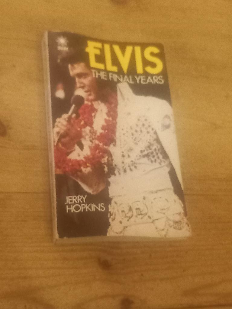 Boek van Elvis Presley, Gelezen, Jerry Hopkins, Artiest, Ophalen of Verzenden