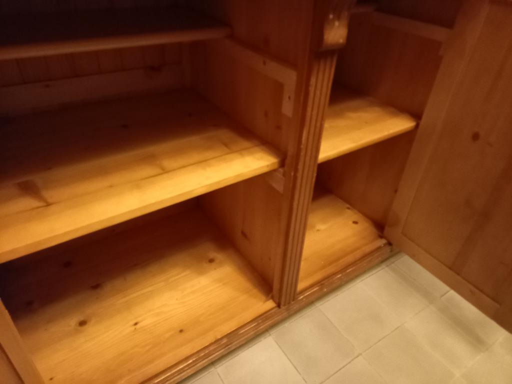 Meuble buffet en pin, Maison & Meubles, Avec tiroir(s), 150 à 200 cm, Enlèvement, Utilisé