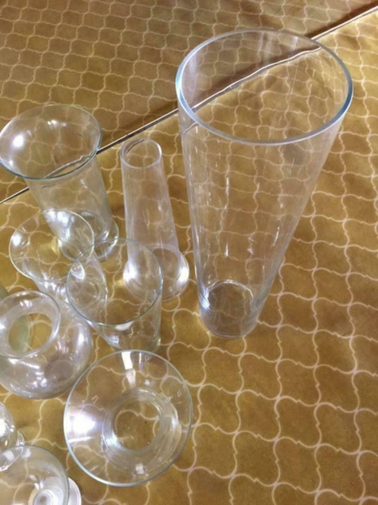 10 vases à fleurs en verre, Enlèvement, Comme neuf