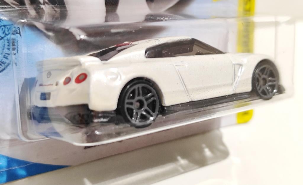 Hot Wheels '17 Nissan GT-R (R35) 50 Anniversary Vers. (2020), Enlèvement ou Envoi
