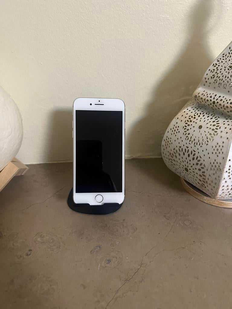 iphone 8, Télécoms, Téléphonie mobile | HTC, Comme neuf, Blanc, Enlèvement ou Envoi