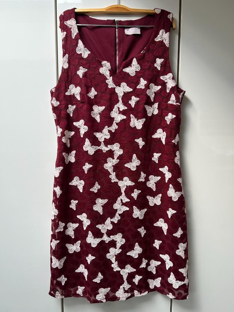 Robe bordeaux doublée Cassis - Taille 42 *, Vêtements | Femmes, Robes, Enlèvement ou Envoi, Cassis, Comme neuf, Taille 42/44 (L)