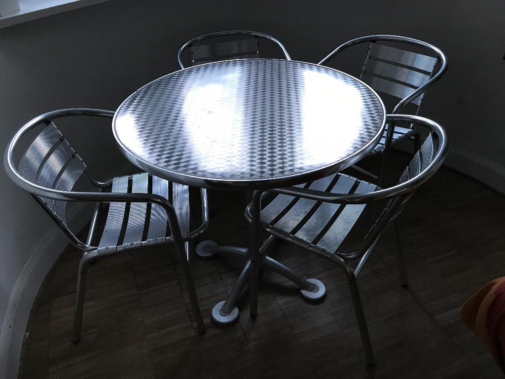 Inox tuintafel en stoelen, Maison & Meubles, Tables | Tables à manger, Enlèvement, Utilisé, Autres matériaux