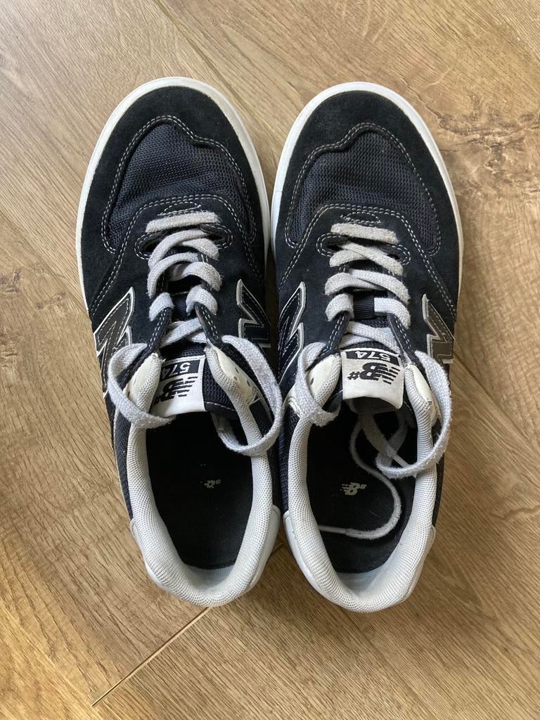Sneakers New Balance taille 42, Enlèvement ou Envoi, Comme neuf, Baskets, Noir