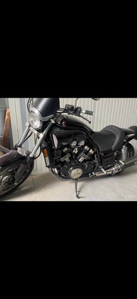 Vmax 1200.  145 pk, Motoren, 4 cilinders, Particulier, 1200 cc