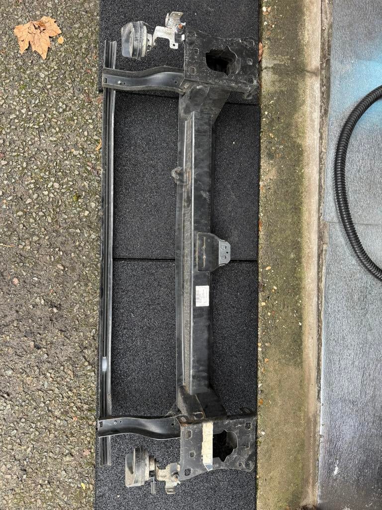 Front / bumperframe Volkswagen Golf 7, Ophalen, Gebruikt, Bumper, Volkswagen