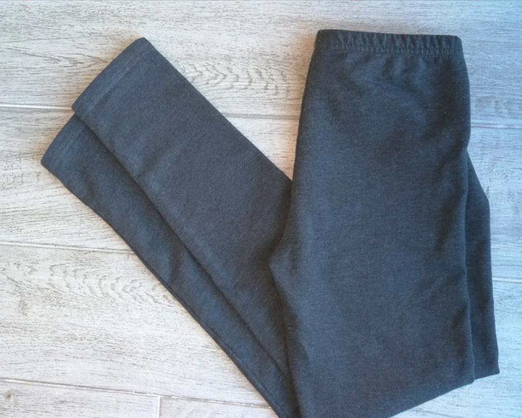 Legging gris molleton chaud - Here & There - taille 152, Pantalon, Enlèvement ou Envoi, Comme neuf, HERE & THERE
