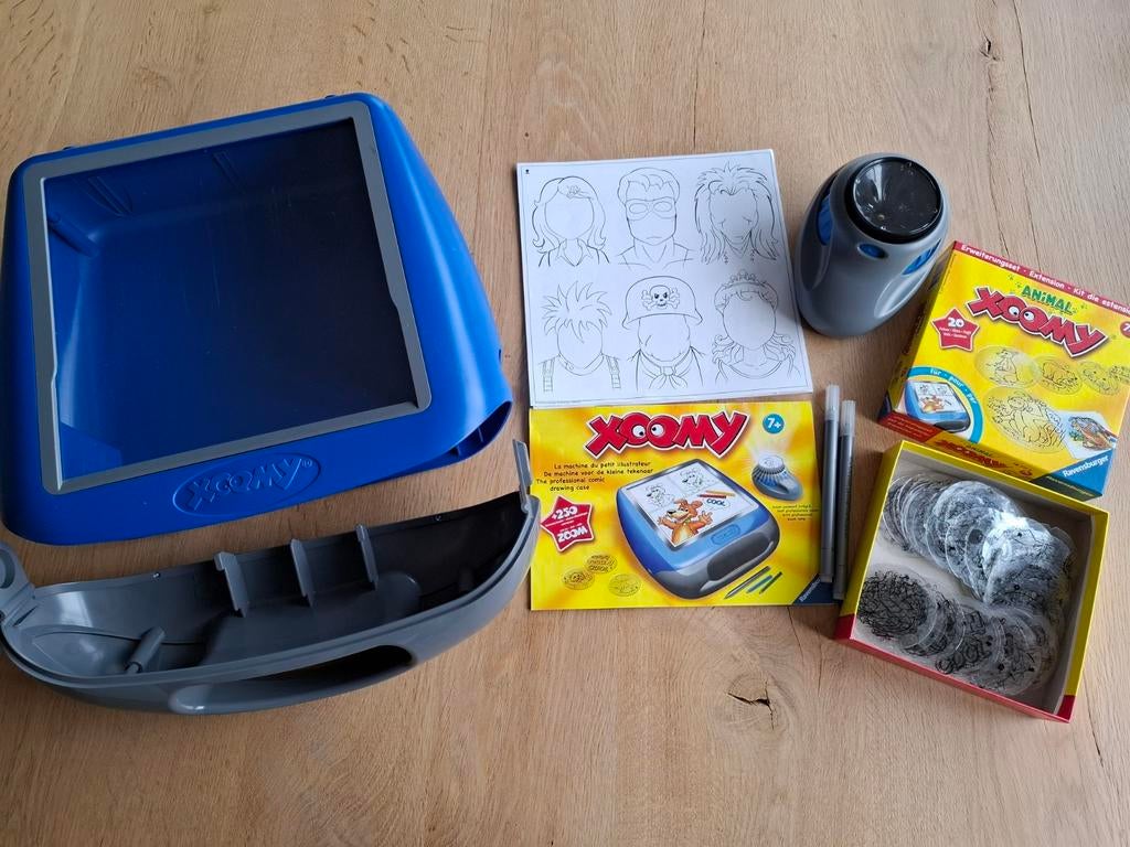 Xoomy tekenset met lichtbak en extra sjablonen, Hobby en Vrije tijd, Ophalen, Gebruikt