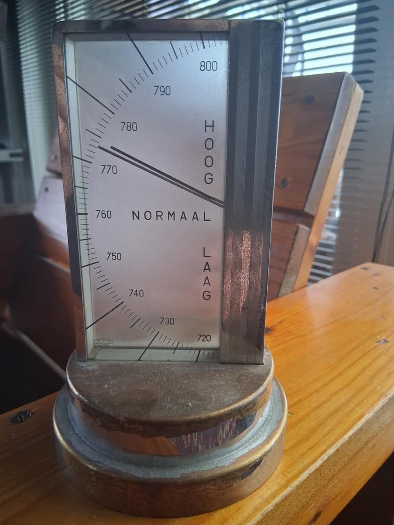 Bauhaus zeiss barometer jaren 20, Audio, Tv en Foto, Weerstations en Barometers, Ophalen of Verzenden, Barometer