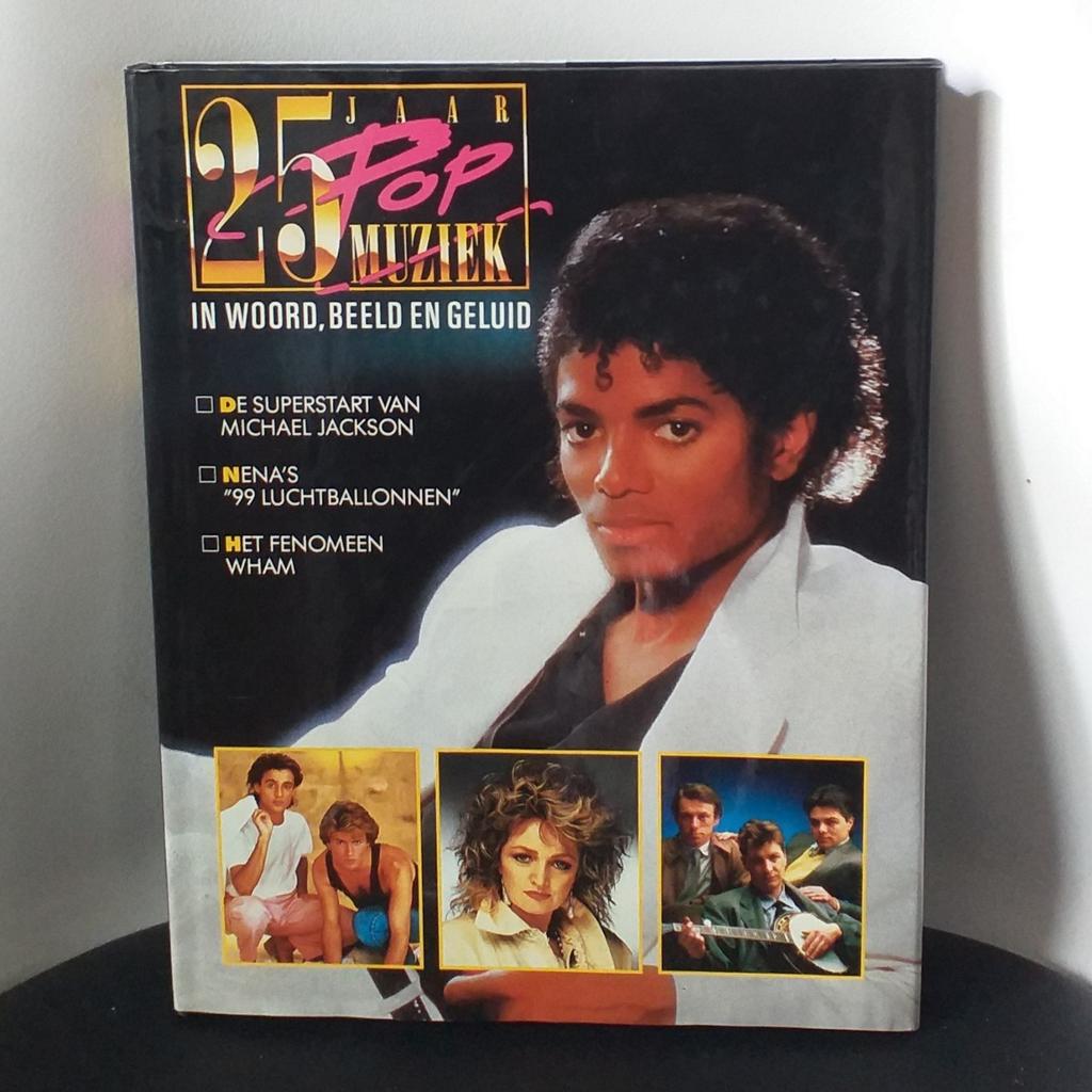 25 Jaar Popmuziek | 1983 | De jonge supersterren, Gelezen, Artiest, Ophalen of Verzenden, Lecturama