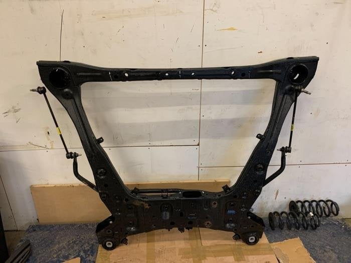 Subframe van een Hyundai Tucson, Autos : Pièces & Accessoires, Suspension & Châssis, Hyundai, Utilisé, 3 mois de garantie, Enlèvement ou Envoi