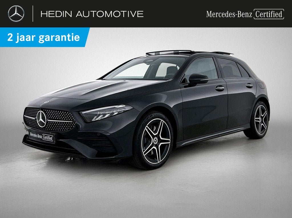 Mercedes-Benz A-Klasse 250 e Hatchback AMG Line | Panoramisc, Auto's, Mercedes-Benz, Stof, Gebruikt, 4 cilinders, 16 kWh