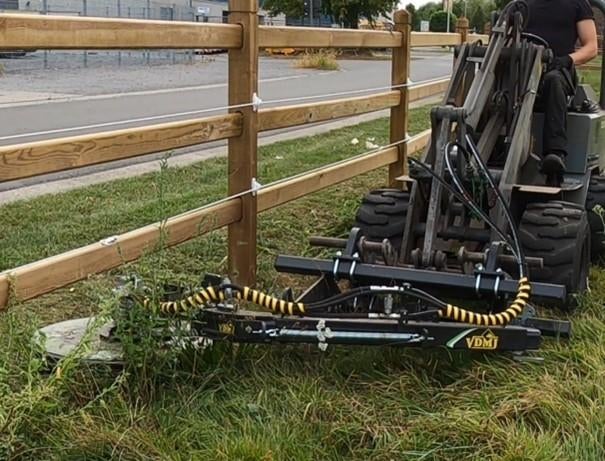 Coupe-perche hydraulique, déligneuse - VDMJ, Articles professionnels, Machines & Construction | Grues & Excavatrices, Chargeuse sur pneus ou Chouleur