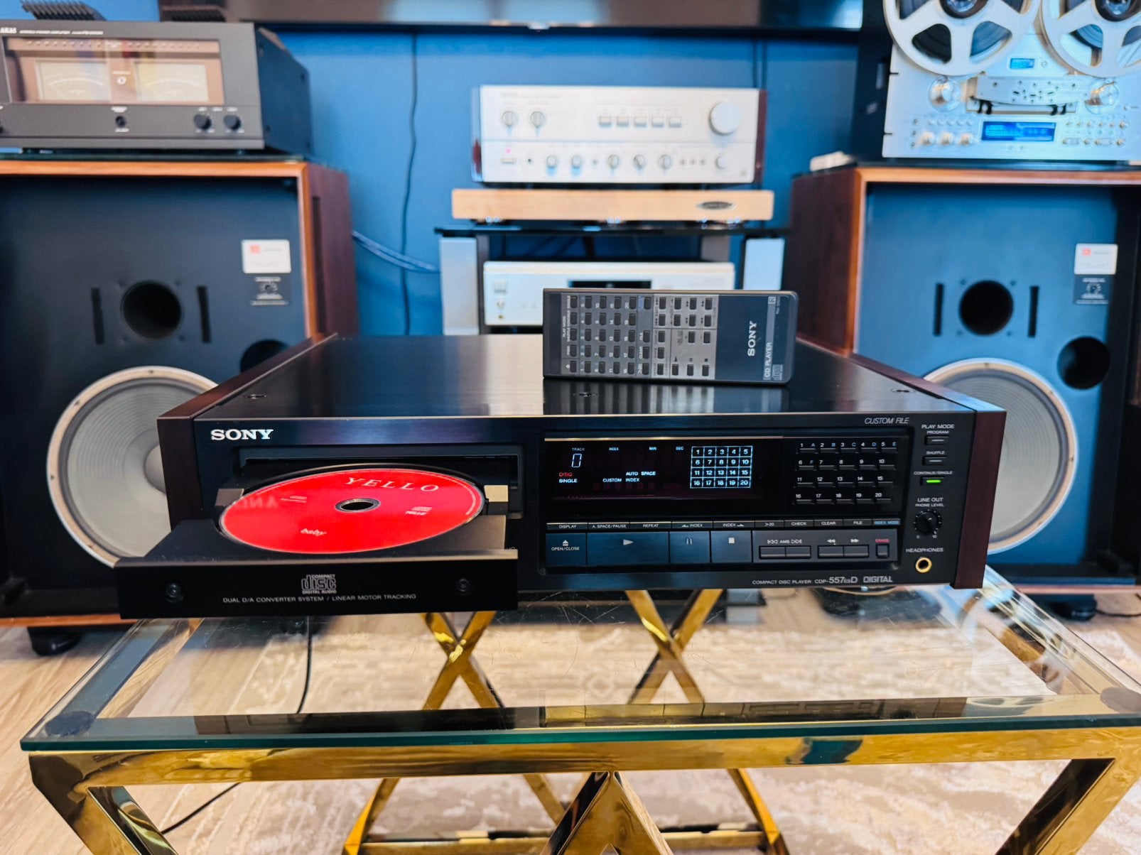 SONY CDP-557esD, TV, Hi-fi & Vidéo, Lecteurs CD, Comme neuf, Sony, Enlèvement