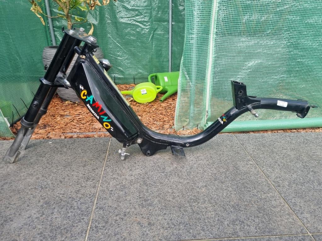 Cadre FUNNY original de classe A avec papiers., Enlèvement, Comme neuf, Cadre, Autres marques