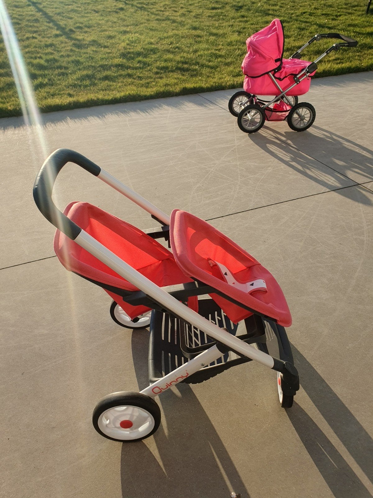Poppen buggy Quinny - roze poppenwagen, Kinderen en Baby's, Ophalen