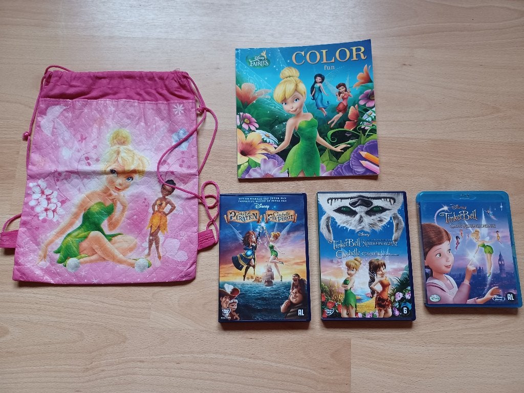 Pakket Tinkerbell: 3 DVD's (en 1 blue ray) en tasje, Ophalen, Zo goed als nieuw